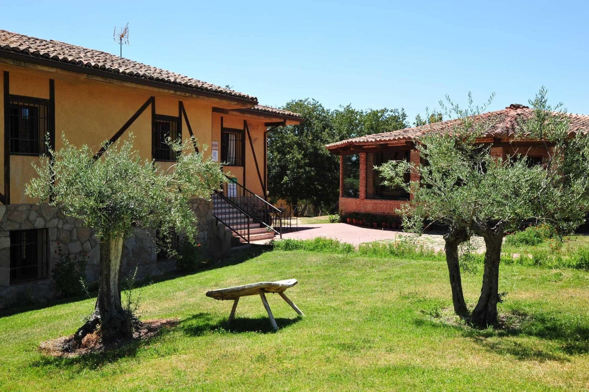 Hotel Rural Hosteria Fontivieja Losar De La Vera Exteriör bild